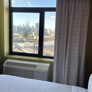 holiday-inn-express-long-island-city.us-newyorkcity.com/